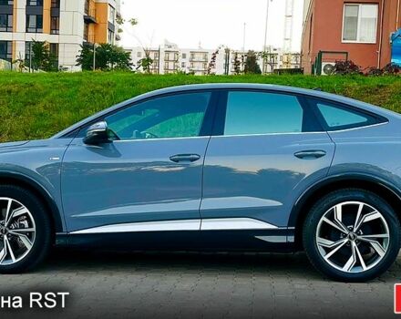 Сірий Ауді Q4 e-tron, об'ємом двигуна 0 л та пробігом 34 тис. км за 39500 $, фото 12 на Automoto.ua