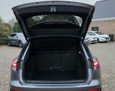 Серый Ауди Q4 e-tron, объемом двигателя 0 л и пробегом 129 тыс. км за 24532 $, фото 24 на Automoto.ua