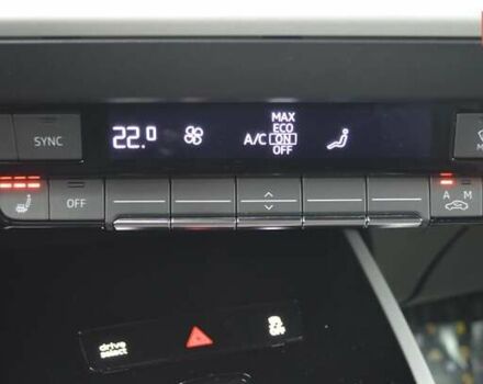 Серый Ауди Q4 e-tron, объемом двигателя 0 л и пробегом 22 тыс. км за 29999 $, фото 32 на Automoto.ua