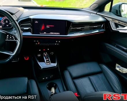 Сірий Ауді Q4 e-tron, об'ємом двигуна 0 л та пробігом 34 тис. км за 39500 $, фото 7 на Automoto.ua