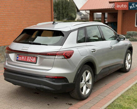 Серый Ауди Q4 e-tron, объемом двигателя 0 л и пробегом 50 тыс. км за 16900 $, фото 4 на Automoto.ua