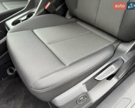 Сірий Ауді Q4 e-tron, об'ємом двигуна 0 л та пробігом 25 тис. км за 29790 $, фото 18 на Automoto.ua