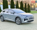 Серый Ауди Q4 e-tron, объемом двигателя 0 л и пробегом 55 тыс. км за 27500 $, фото 1 на Automoto.ua