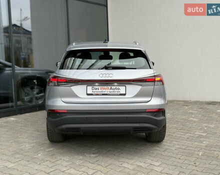 Сірий Ауді Q4 e-tron, об'ємом двигуна 0 л та пробігом 25 тис. км за 29790 $, фото 9 на Automoto.ua