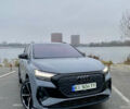 Сірий Ауді Q4 e-tron, об'ємом двигуна 0 л та пробігом 41 тис. км за 33900 $, фото 1 на Automoto.ua