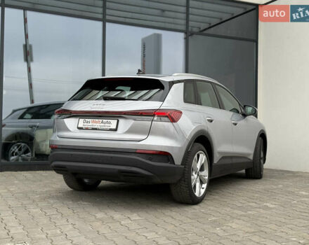 Сірий Ауді Q4 e-tron, об'ємом двигуна 0 л та пробігом 25 тис. км за 29790 $, фото 5 на Automoto.ua