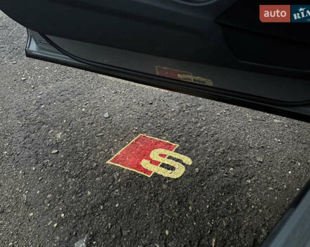 Сірий Ауді Q4 e-tron, об'ємом двигуна 0 л та пробігом 11 тис. км за 30000 $, фото 35 на Automoto.ua