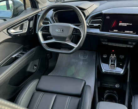 Сірий Ауді Q4 e-tron, об'ємом двигуна 0 л та пробігом 6 тис. км за 29500 $, фото 23 на Automoto.ua