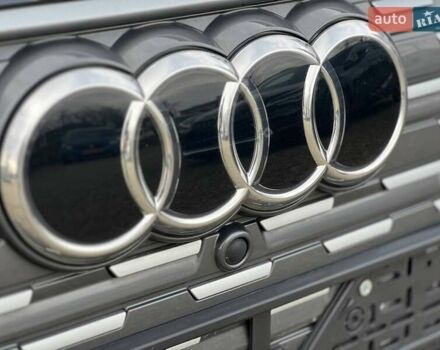 Серый Ауди Q4 e-tron, объемом двигателя 0 л и пробегом 16 тыс. км за 26999 $, фото 27 на Automoto.ua