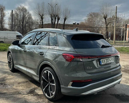 Серый Ауди Q4 e-tron, объемом двигателя 0 л и пробегом 35 тыс. км за 35000 $, фото 5 на Automoto.ua