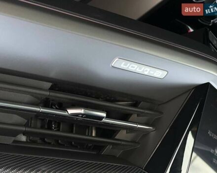 Серый Ауди Q4 e-tron, объемом двигателя 0 л и пробегом 20 тыс. км за 26999 $, фото 23 на Automoto.ua