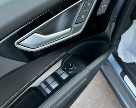 Сірий Ауді Q4 e-tron, об'ємом двигуна 0 л та пробігом 6 тис. км за 29500 $, фото 14 на Automoto.ua