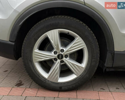 Серый Ауди Q4 e-tron, объемом двигателя 0 л и пробегом 50 тыс. км за 16900 $, фото 7 на Automoto.ua
