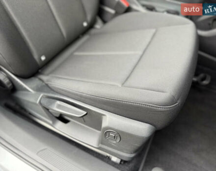 Сірий Ауді Q4 e-tron, об'ємом двигуна 0 л та пробігом 25 тис. км за 29790 $, фото 31 на Automoto.ua