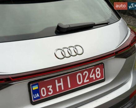 Серый Ауди Q4 e-tron, объемом двигателя 0 л и пробегом 50 тыс. км за 16900 $, фото 12 на Automoto.ua