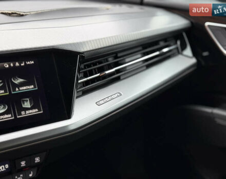 Серый Ауди Q4 e-tron, объемом двигателя 0 л и пробегом 50 тыс. км за 16900 $, фото 49 на Automoto.ua