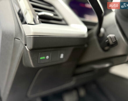 Сірий Ауді Q4 e-tron, об'ємом двигуна 0 л та пробігом 25 тис. км за 29790 $, фото 17 на Automoto.ua