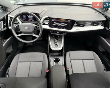 Сірий Ауді Q4 e-tron, об'ємом двигуна 0 л та пробігом 25 тис. км за 29790 $, фото 22 на Automoto.ua