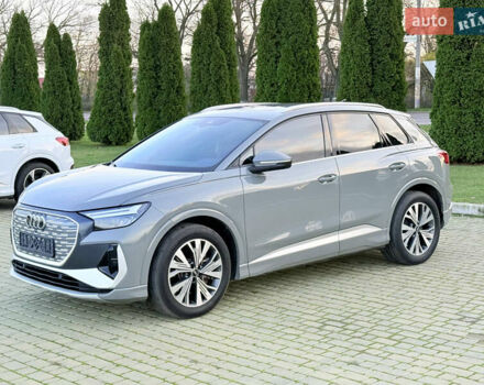 Серый Ауди Q4 e-tron, объемом двигателя 0 л и пробегом 55 тыс. км за 27500 $, фото 12 на Automoto.ua