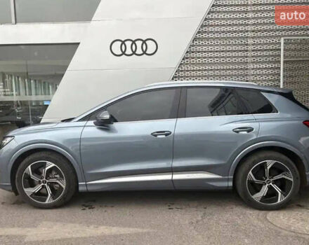 Сірий Ауді Q4 e-tron, об'ємом двигуна 0 л та пробігом 9 тис. км за 26500 $, фото 2 на Automoto.ua