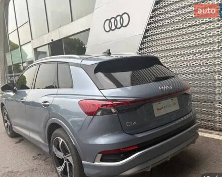 Сірий Ауді Q4 e-tron, об'ємом двигуна 0 л та пробігом 9 тис. км за 26500 $, фото 4 на Automoto.ua