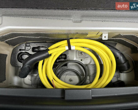 Серый Ауди Q4 e-tron, объемом двигателя 0 л и пробегом 50 тыс. км за 16900 $, фото 60 на Automoto.ua