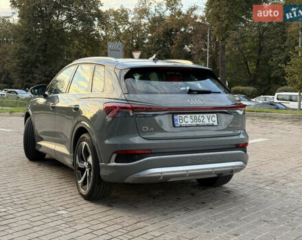 Сірий Ауді Q4 e-tron, об'ємом двигуна 0 л та пробігом 11 тис. км за 30000 $, фото 9 на Automoto.ua
