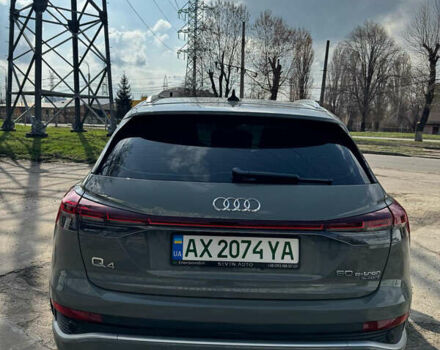 Серый Ауди Q4 e-tron, объемом двигателя 0 л и пробегом 35 тыс. км за 35000 $, фото 6 на Automoto.ua