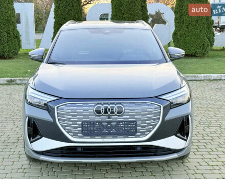 Серый Ауди Q4 e-tron, объемом двигателя 0 л и пробегом 55 тыс. км за 27500 $, фото 8 на Automoto.ua