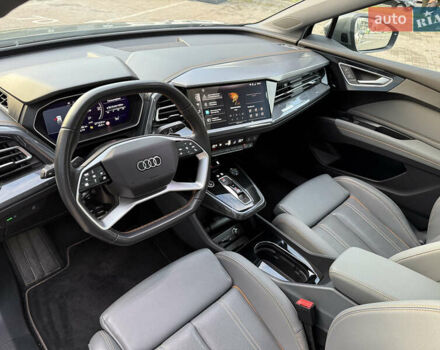 Сірий Ауді Q4 e-tron, об'ємом двигуна 0 л та пробігом 11 тис. км за 30000 $, фото 22 на Automoto.ua