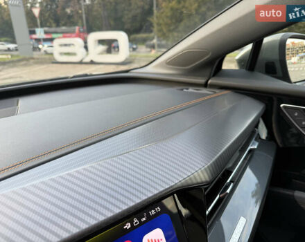 Сірий Ауді Q4 e-tron, об'ємом двигуна 0 л та пробігом 11 тис. км за 30000 $, фото 26 на Automoto.ua