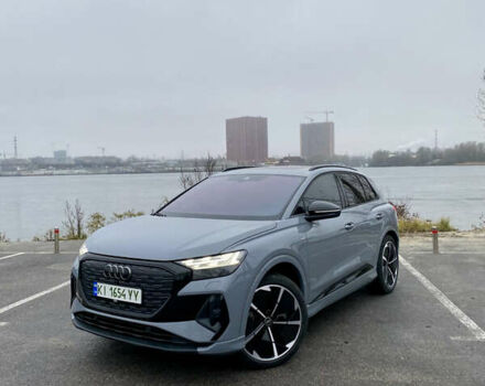 Сірий Ауді Q4 e-tron, об'ємом двигуна 0 л та пробігом 41 тис. км за 33900 $, фото 1 на Automoto.ua