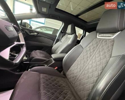 Ауди Q4 e-tron 2023 в Ивано-Франковске на Automoto.ua Серый Ауди Q4 e-tron, объемом двигателя 0 л и пробегом 13 тыс. км за 33500 $, фото 6 на Automoto.ua