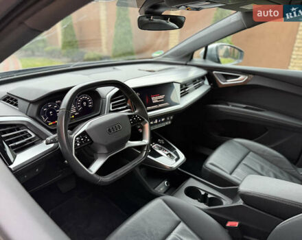 Серый Ауди Q4 e-tron, объемом двигателя 0 л и пробегом 50 тыс. км за 16900 $, фото 26 на Automoto.ua