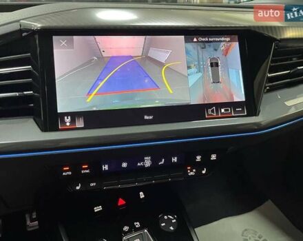 Сірий Ауді Q4 e-tron, об'ємом двигуна 0 л та пробігом 1 тис. км за 31999 $, фото 9 на Automoto.ua