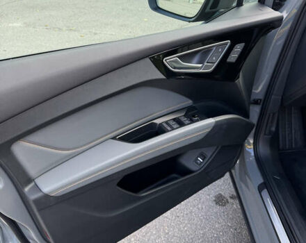 Ауді Q4 e-tron 2024 у Дніпро (Дніпропетровську) на Automoto.ua Сірий Ауді Q4 e-tron, об'ємом двигуна 0 л та пробігом 15 тис. км за 30500 $, фото 11 на Automoto.ua