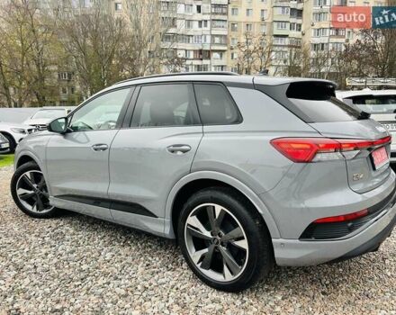 Сірий Ауді Q4 e-tron, об'ємом двигуна 0 л та пробігом 5 тис. км за 39999 $, фото 19 на Automoto.ua