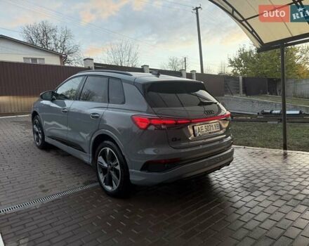 Серый Ауди Q4 e-tron, объемом двигателя 0 л и пробегом 2 тыс. км за 38200 $, фото 22 на Automoto.ua