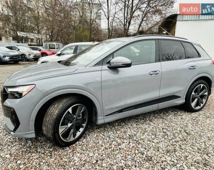 Сірий Ауді Q4 e-tron, об'ємом двигуна 0 л та пробігом 5 тис. км за 39999 $, фото 14 на Automoto.ua