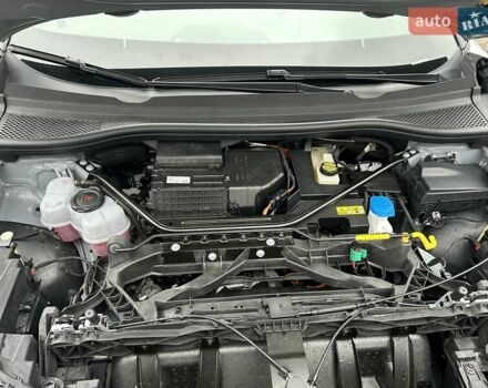 Сірий Ауді Q4 e-tron, об'ємом двигуна 0 л та пробігом 5 тис. км за 39999 $, фото 23 на Automoto.ua