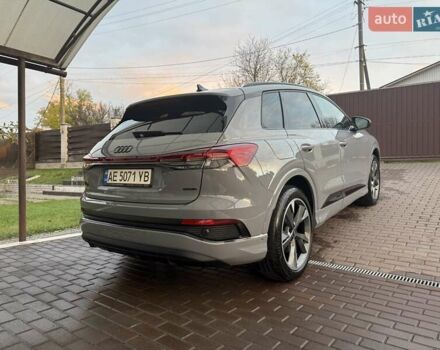 Серый Ауди Q4 e-tron, объемом двигателя 0 л и пробегом 2 тыс. км за 38200 $, фото 11 на Automoto.ua