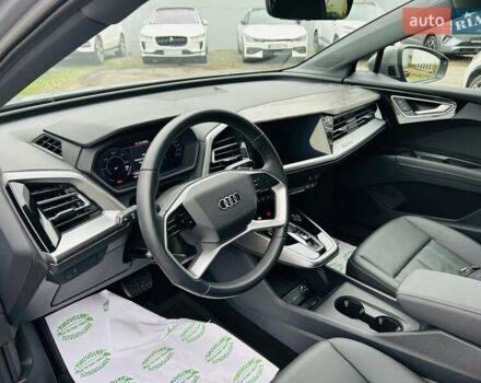 Сірий Ауді Q4 e-tron, об'ємом двигуна 0 л та пробігом 5 тис. км за 39999 $, фото 5 на Automoto.ua