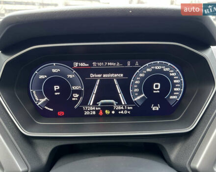 Серый Ауди Q4 e-tron, объемом двигателя 0 л и пробегом 17 тыс. км за 29500 $, фото 11 на Automoto.ua