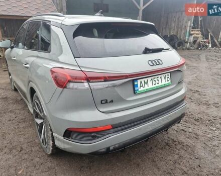 Сірий Ауді Q4 e-tron, об'ємом двигуна 0 л та пробігом 38 тис. км за 38000 $, фото 2 на Automoto.ua