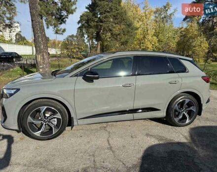 Ауді Q4 e-tron 2024 у Києві на Automoto.ua Сірий Ауді Q4 e-tron, об'ємом двигуна 0 л та пробігом 3 тис. км за 31500 $, фото 3 на Automoto.ua