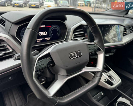 Серый Ауди Q4 e-tron, объемом двигателя 0 л и пробегом 17 тыс. км за 29500 $, фото 5 на Automoto.ua