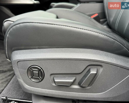 Серый Ауди Q4 e-tron, объемом двигателя 0 л и пробегом 17 тыс. км за 29500 $, фото 14 на Automoto.ua