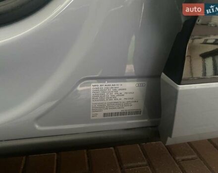 Серый Ауди Q4 e-tron, объемом двигателя 0 л и пробегом 2 тыс. км за 38200 $, фото 27 на Automoto.ua