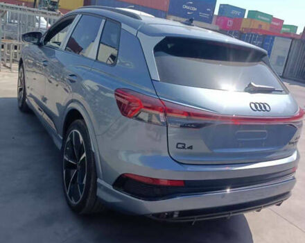 Сірий Ауді Q4 e-tron, об'ємом двигуна 0 л та пробігом 1 тис. км за 35200 $, фото 7 на Automoto.ua