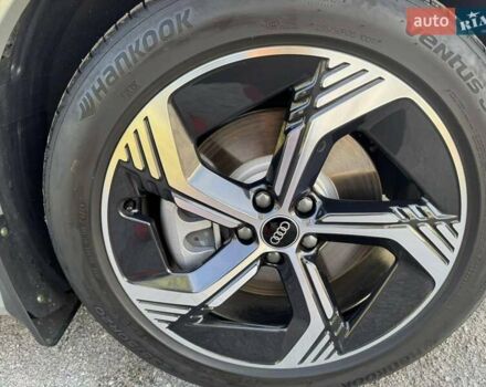 Ауді Q4 e-tron 2024 у Києві на Automoto.ua Сірий Ауді Q4 e-tron, об'ємом двигуна 0 л та пробігом 3 тис. км за 31500 $, фото 7 на Automoto.ua